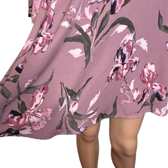 Floral dress,lilac ,garden ,artzy,boho,dainty,travel,office,event,sz med , NWT - Picture 7 of 8